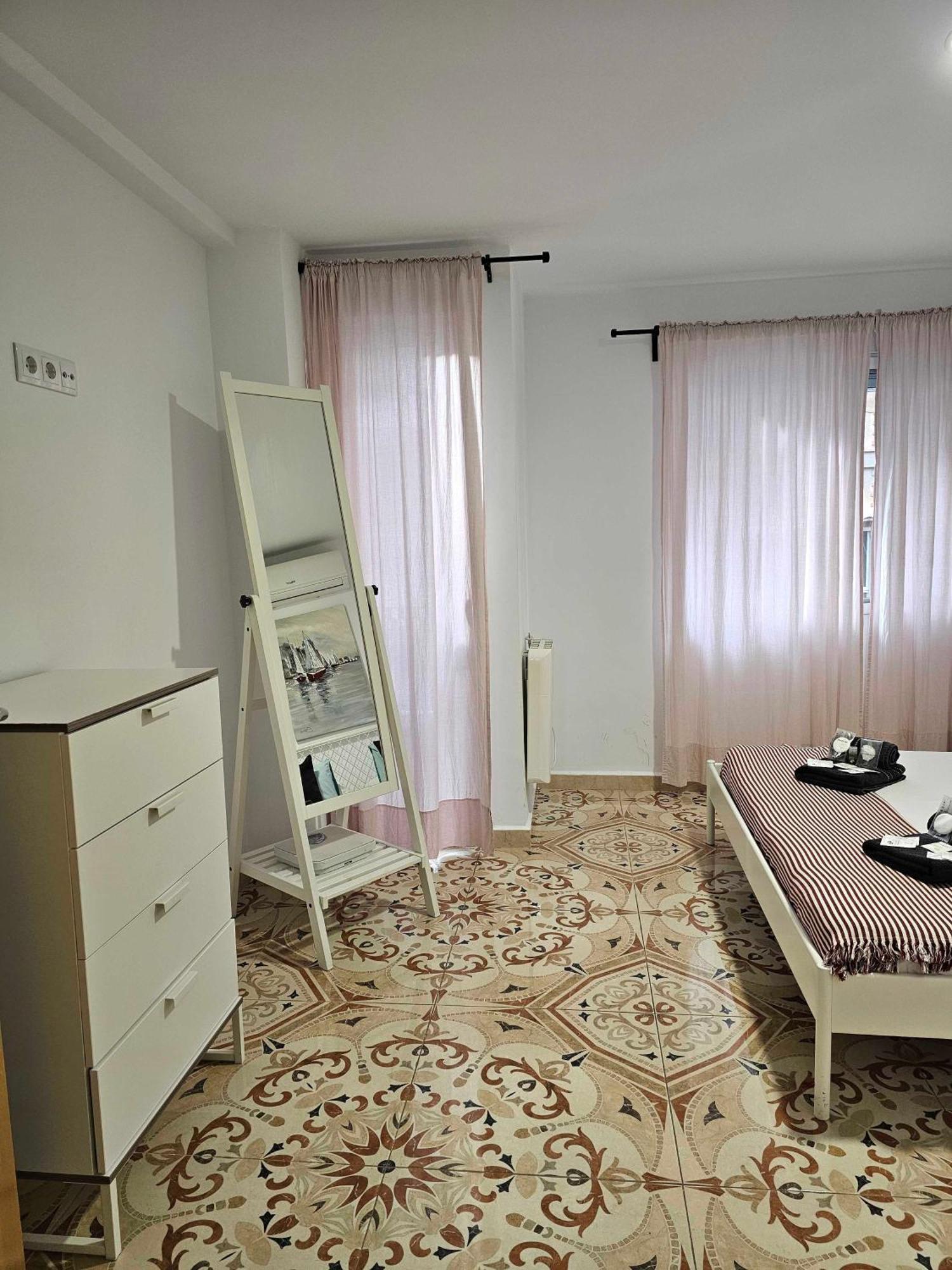 Suncastle Apartamentos Alicante -With Sunny Rooftop Terrace And Barbecue Ngoại thất bức ảnh